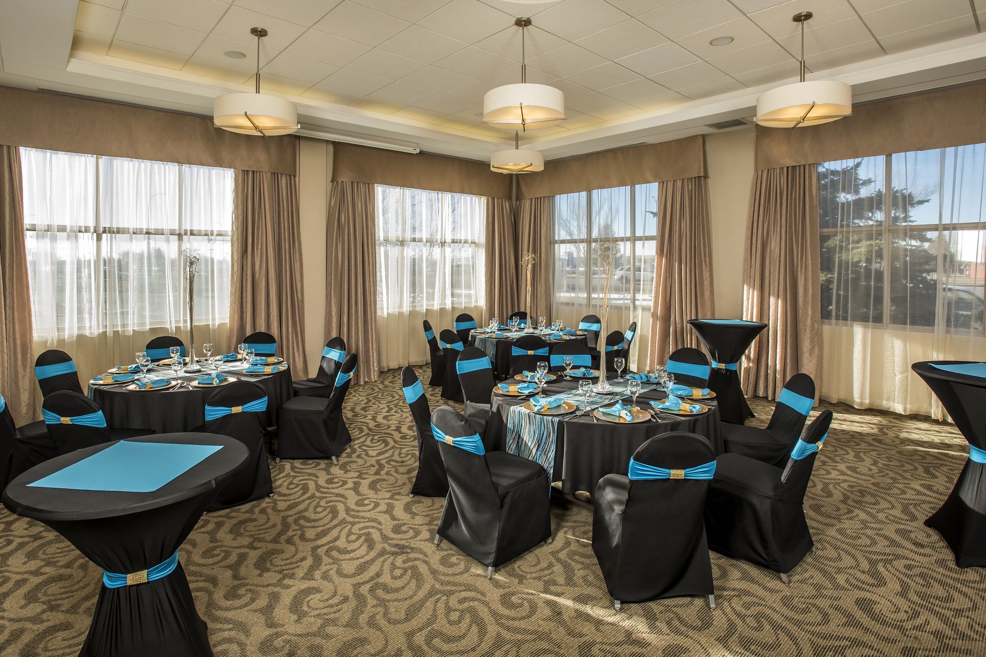 Фото Holiday Inn Lethbridge