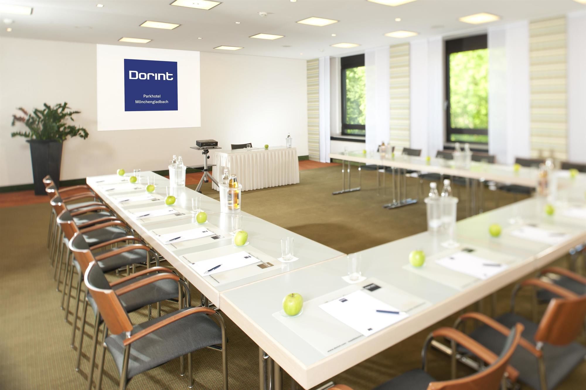 Фото Mercure Parkhotel Mönchengladbach