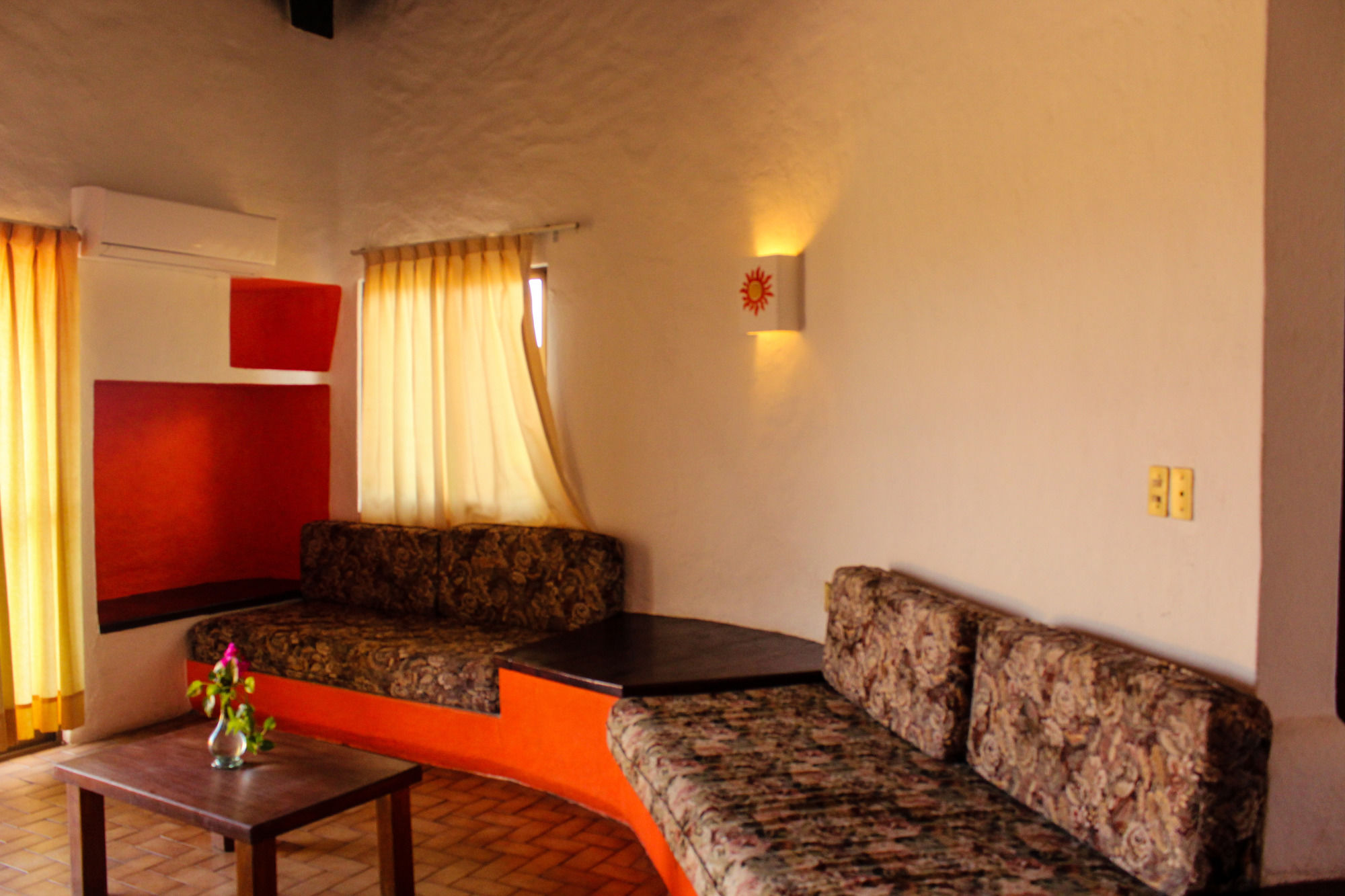 Фото Hotel Plaza Tucanes