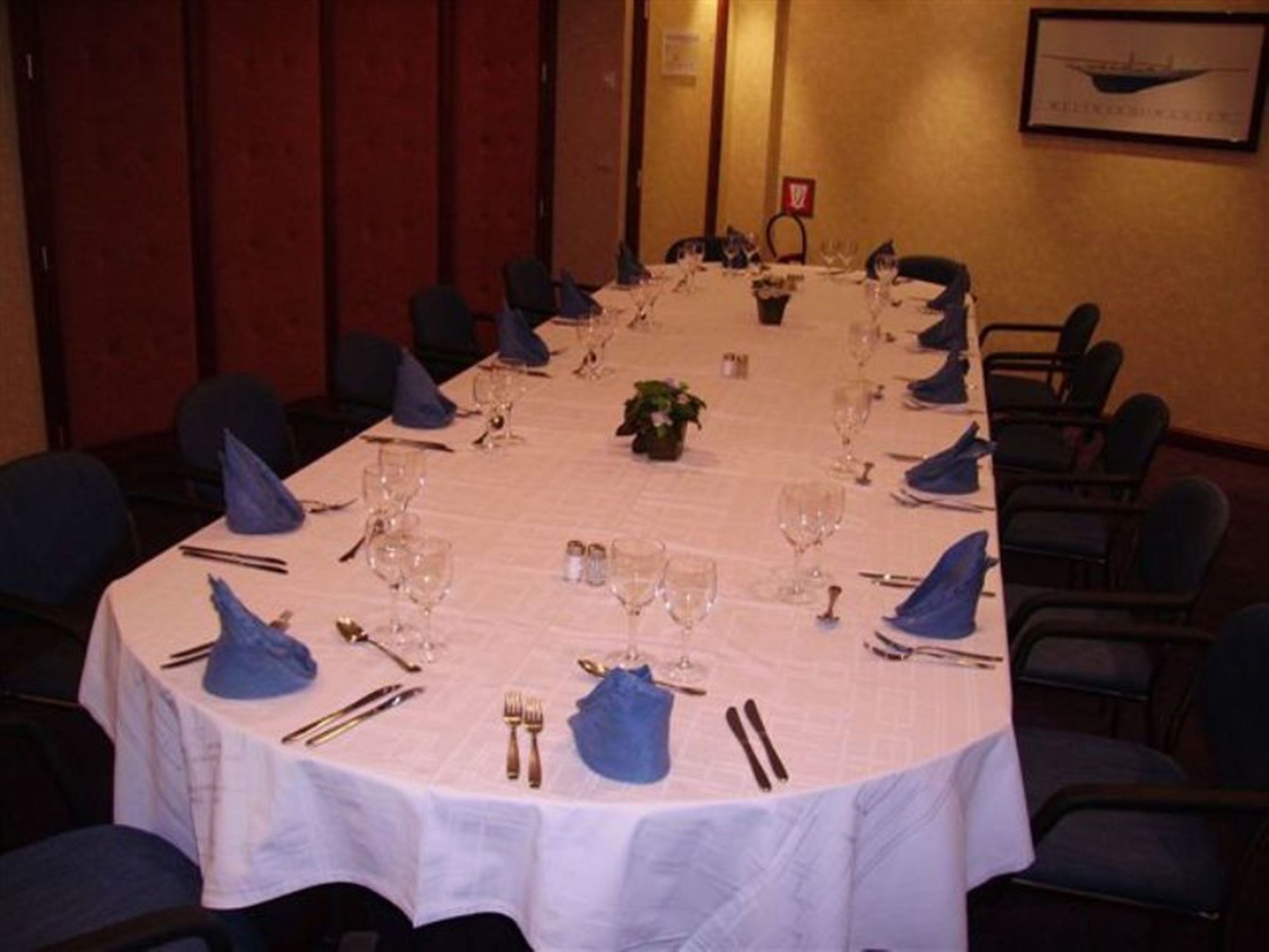 Фото Holiday Inn Calais