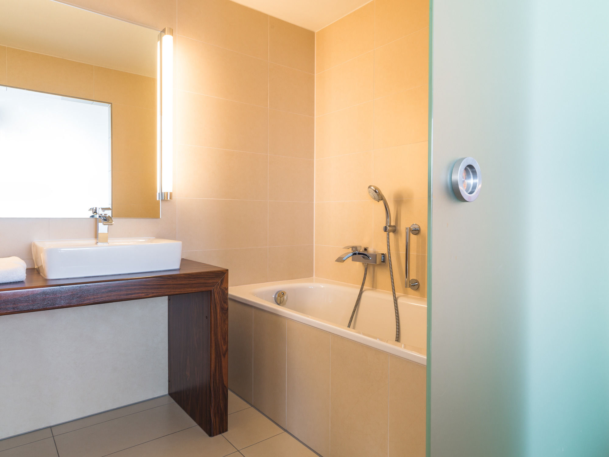 Фото Hotel an der Oper