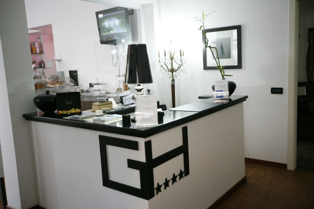 Фото Gardenia Hotel