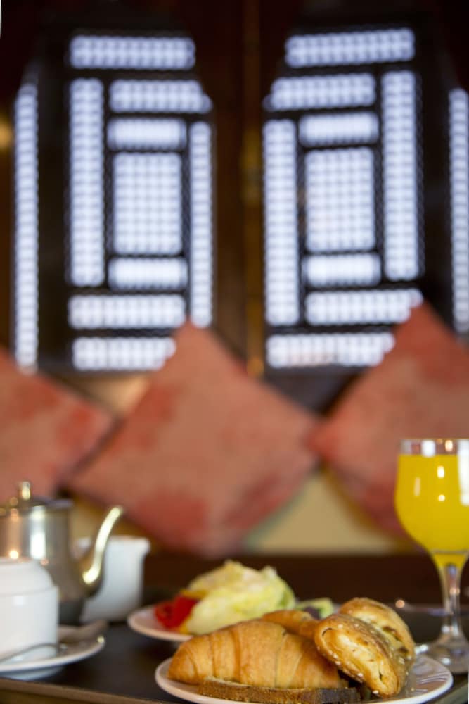 Фото Oriental Rivoli Hotel & SPA