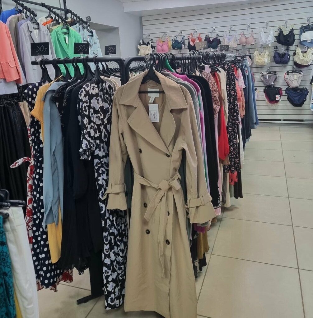 Clothing store Foxx, Orel, photo