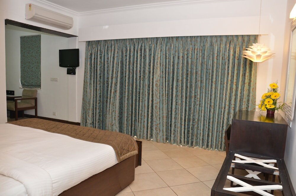 Фото Отель Sonesta Inns