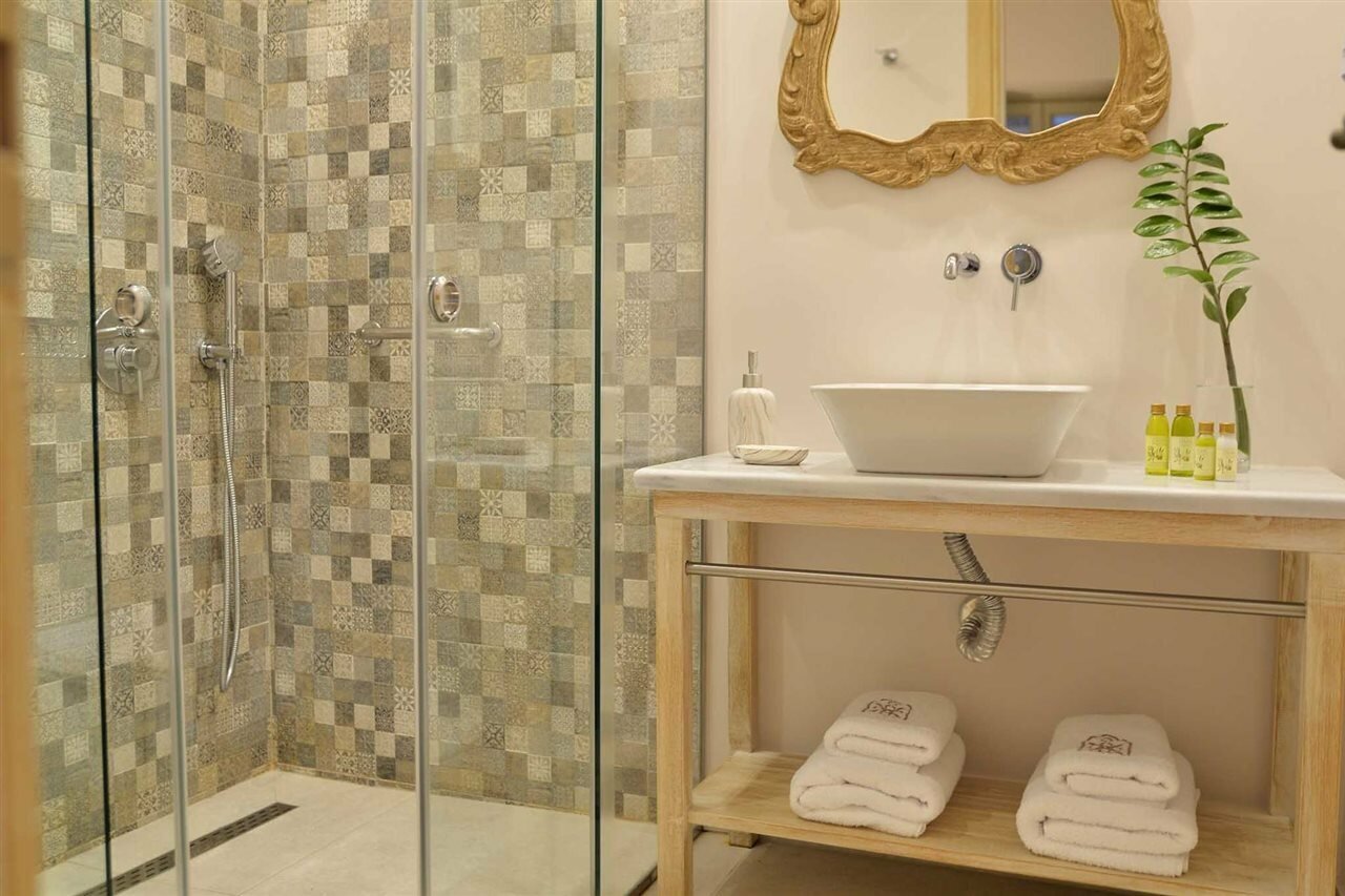 Фото Akrolithi Boutique Hotel