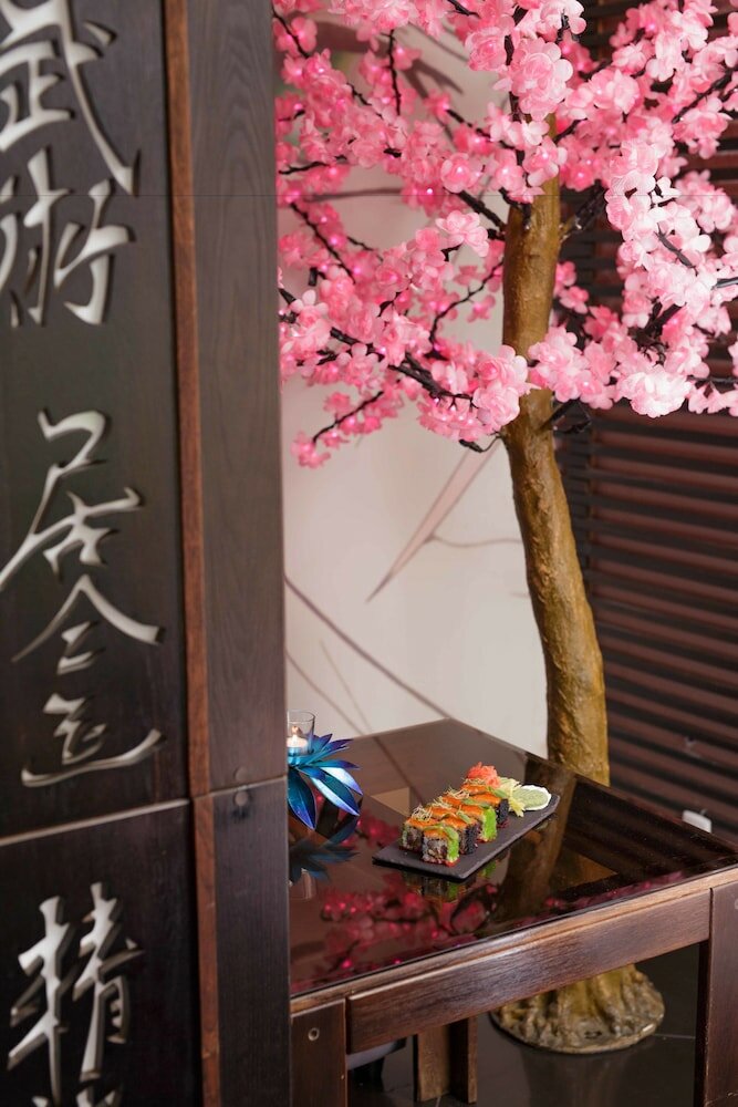 Фото Weekend Boutique Hotel