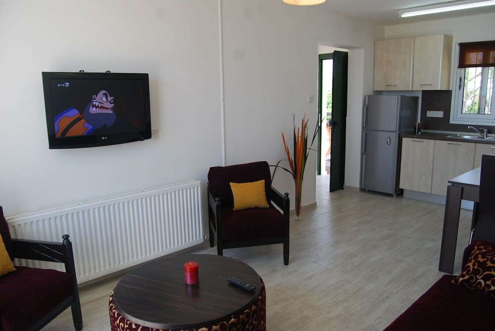 Фото Agrino Hotel Apartments