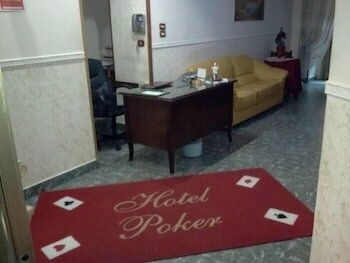 Гостиница Hotel Poker