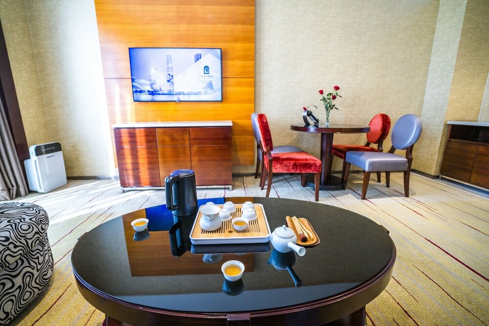 Фото Victoria Hotel Guangzhou