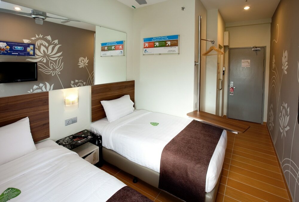 Фото Tune Hotel - Danga Bay, Johor