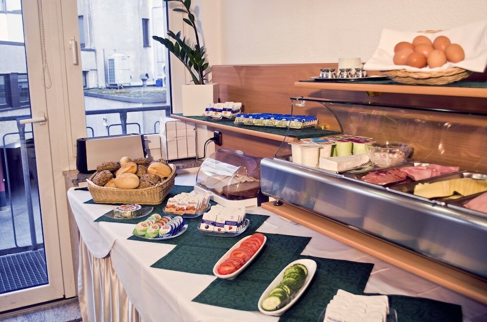 Фото Adler Hotel Frankfurt