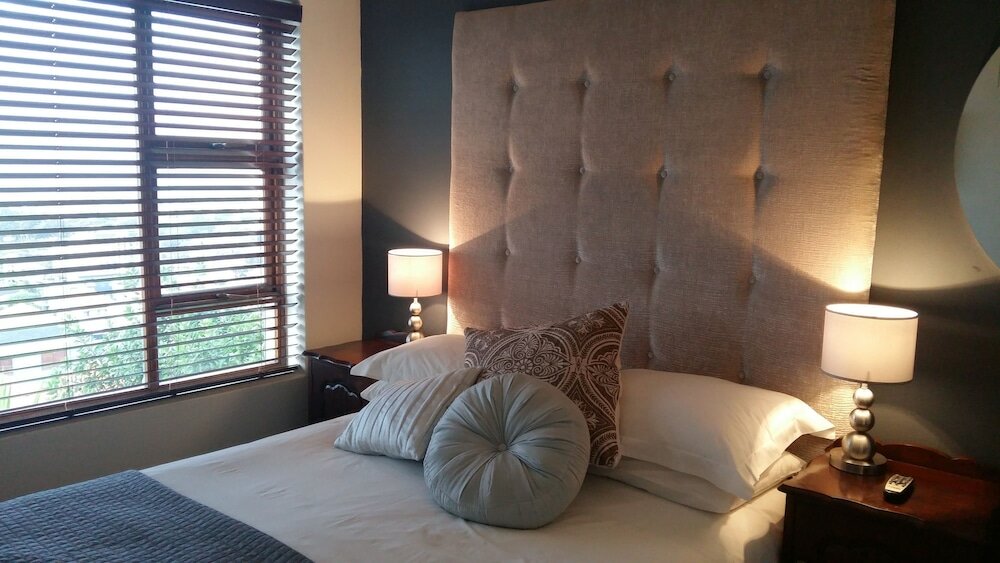 Фото Bluegum Hill Guesthouse & Apartments