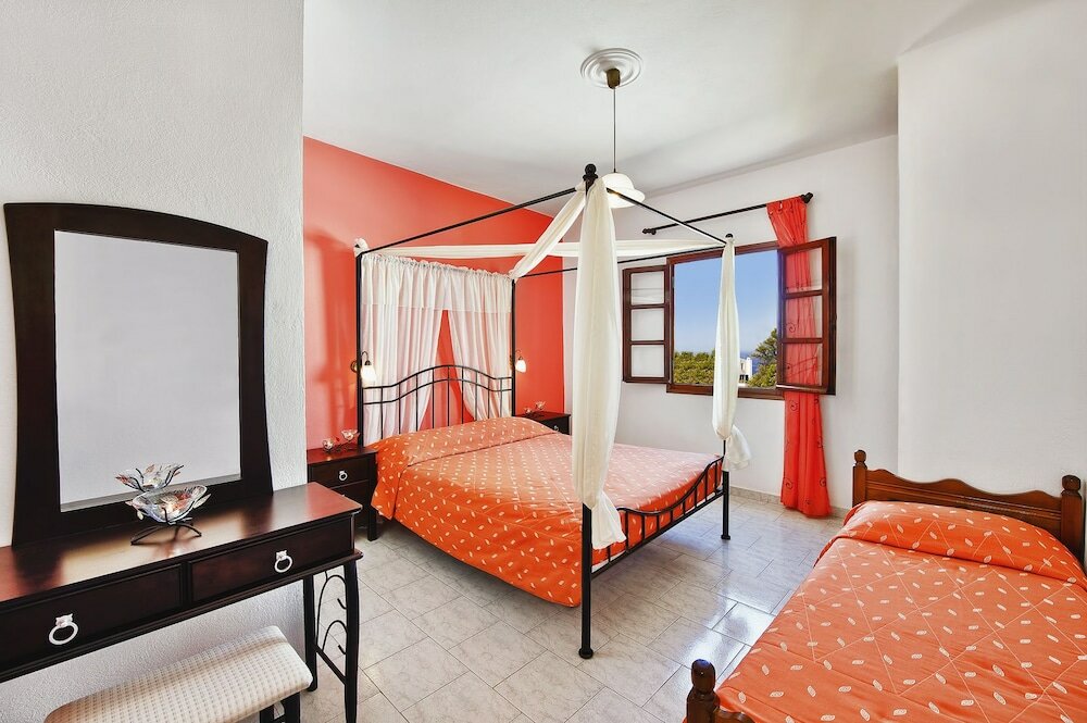 Фото Petros Villa