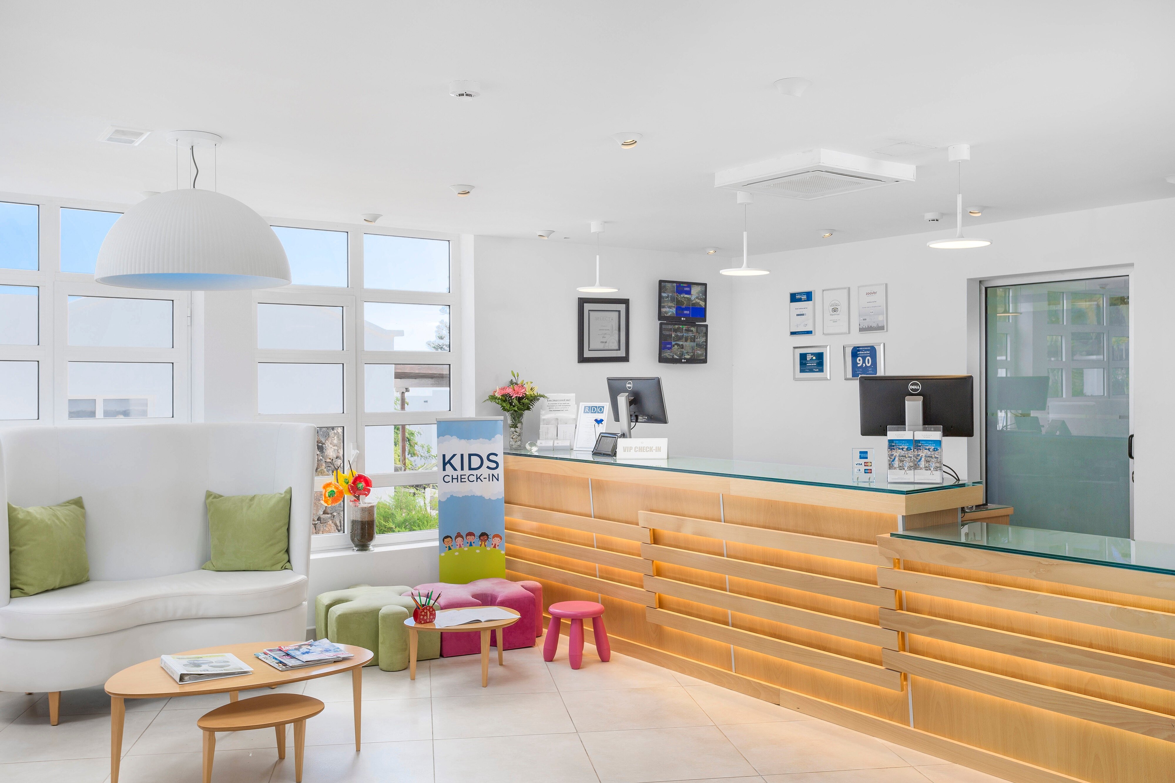 Фото Jardines del Sol