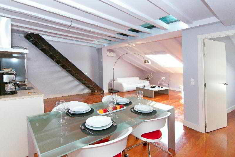 Фото Smartr Madrid Atocha