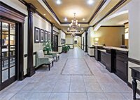 Фото Holiday Inn Express Hotel & Suites Victoria, an Ihg Hotel