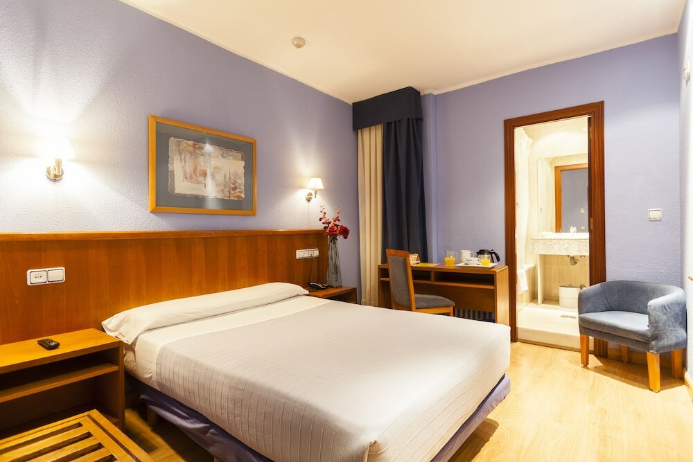 Фото Hotel Cityexpress Covadonga