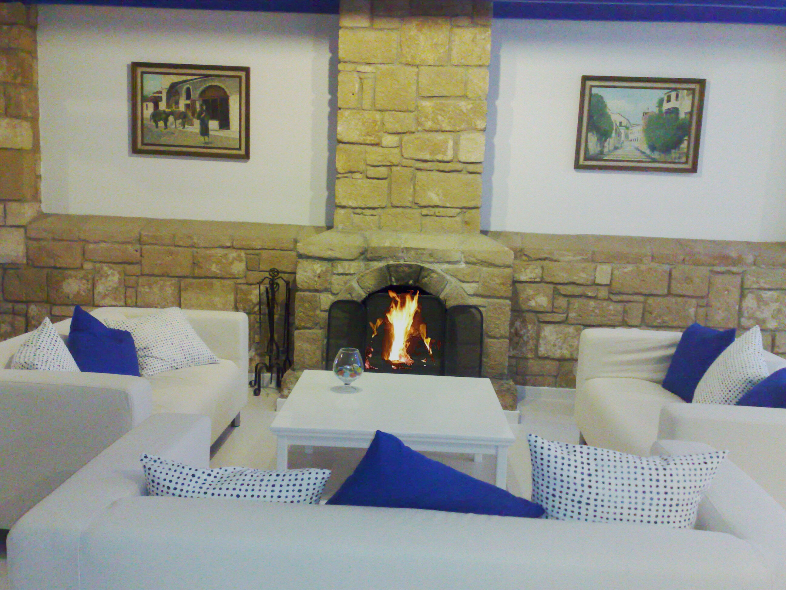 Фото Hilltop Gardens