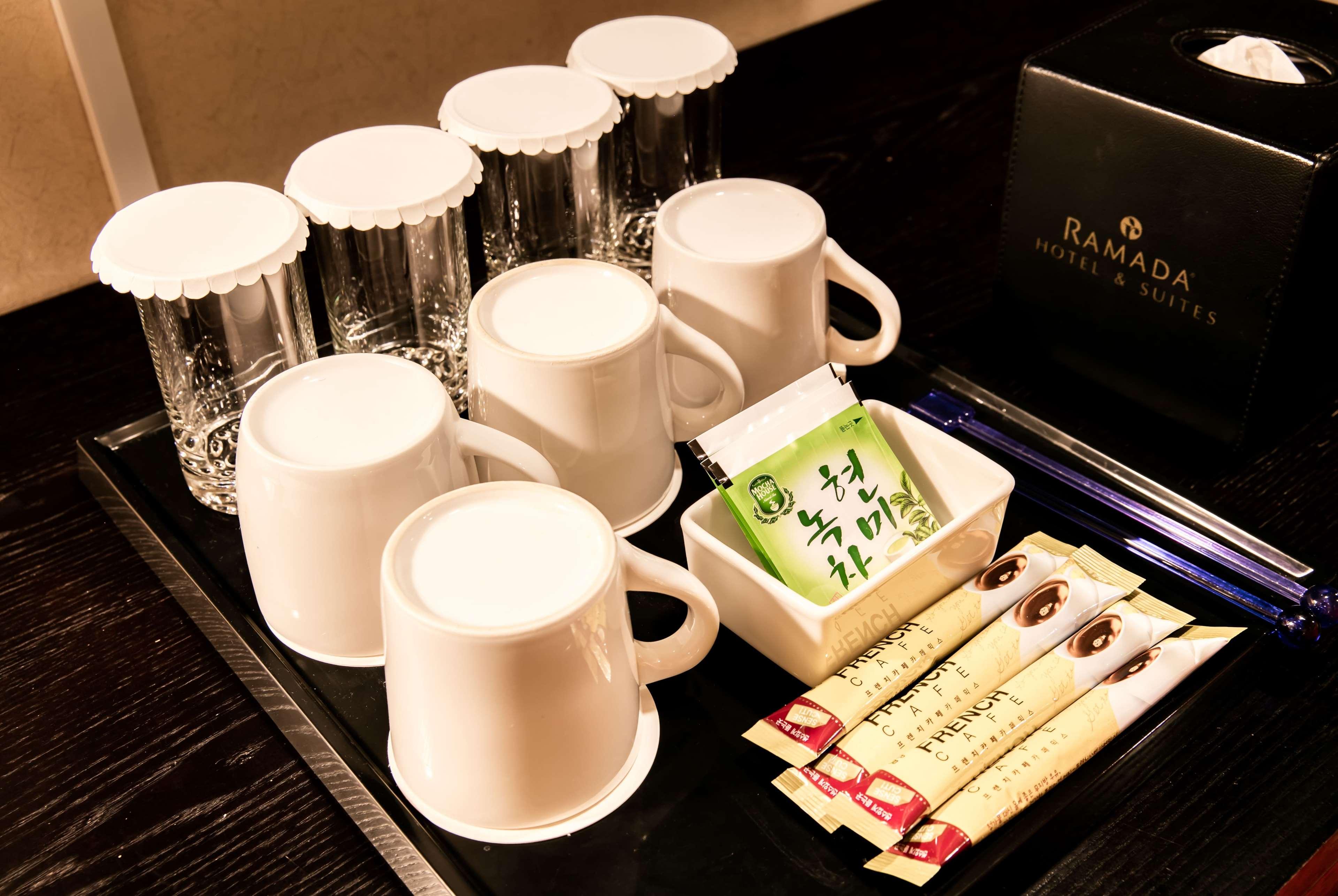 Фото Ramada Hotel and Suites Seoul Namdaemun