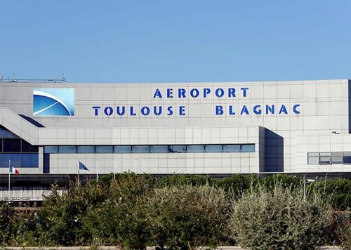 Гостиница Dios Hôtel - Toulouse Nord
