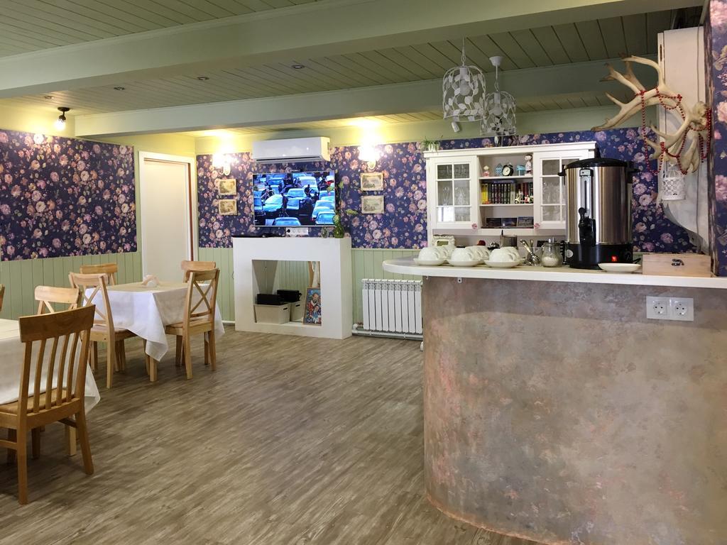 Фото Семейное поместье Солнечное