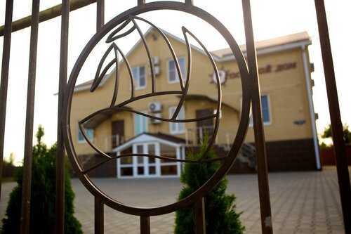 Гостиница Бриг в Темрюке