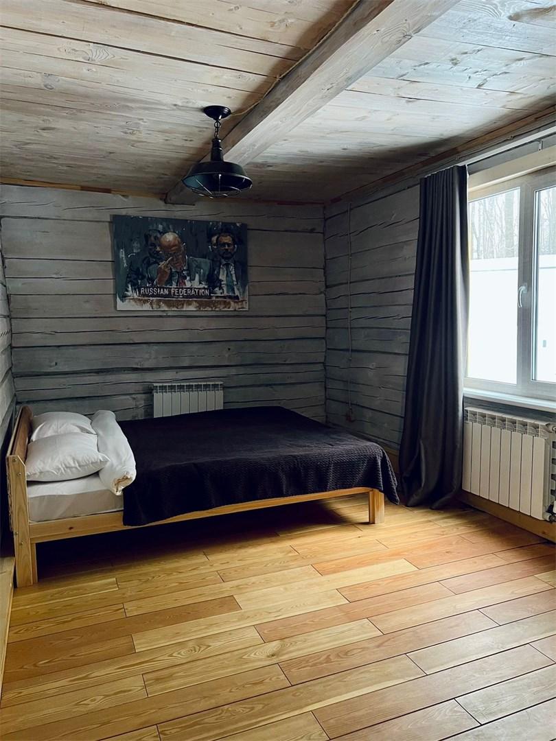 Фото Дом в лесу