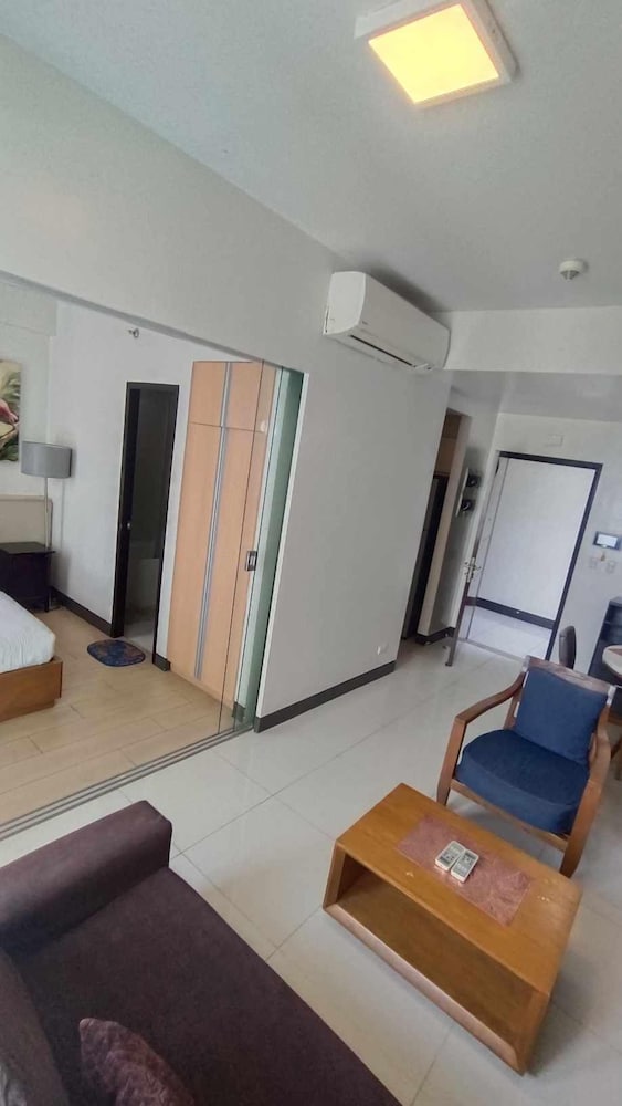 Фото 8 Newtown Boulevard