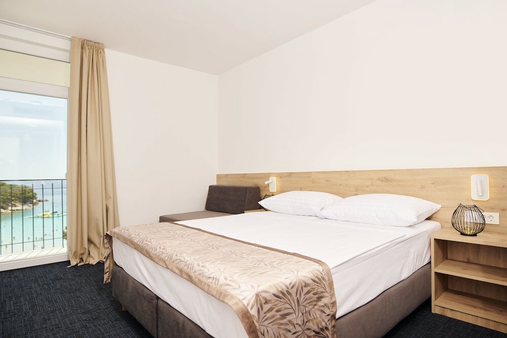 Фото Colentum Resort Murter