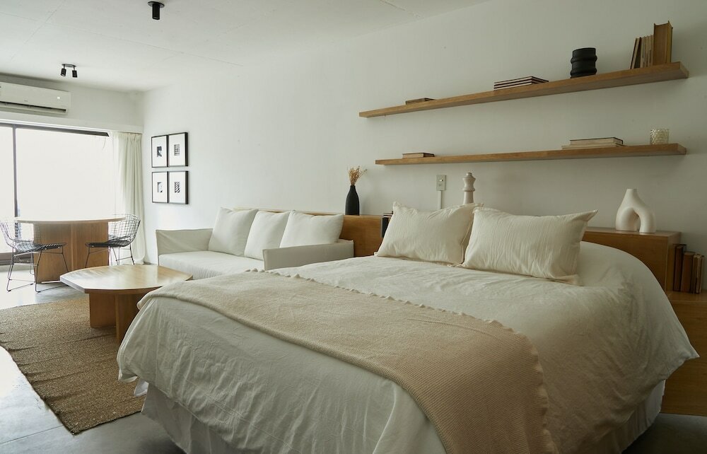 Фото Luminous Studio in downtown Palermo Soho