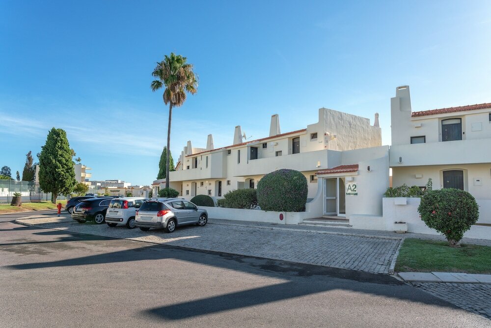 Фото Jardim Cozy Apartment with 2 swimming pools near the Old Town