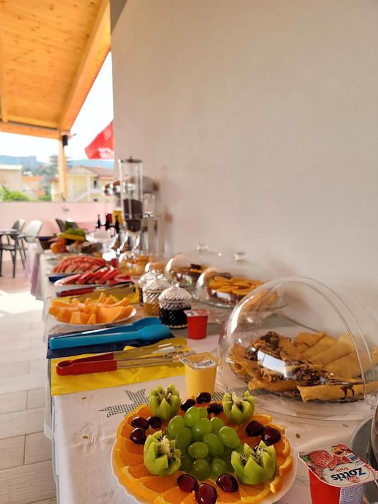 Фото Admiro Hotel