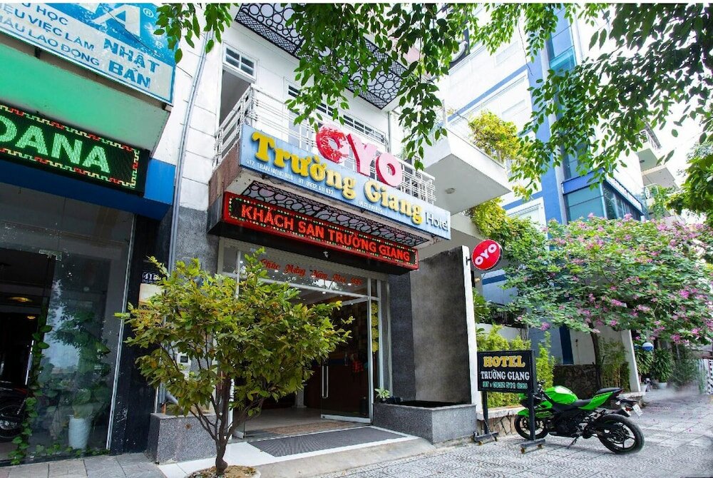 Фото Oyo 553 Truong Giang Hotel