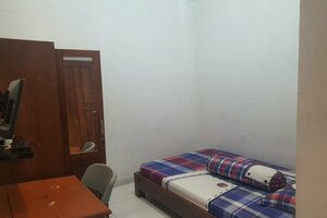 Oyo 93444 Damia Homestay Syariah (East Java, Surabaya City, Сity of Surabaya, Jalan Dukuh), hotel