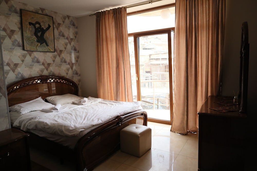 Фото Caribian Hotel Yerevan