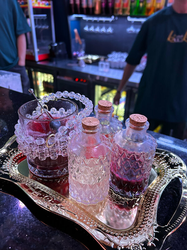 Желіде трусы киген гейлерді қараңыз