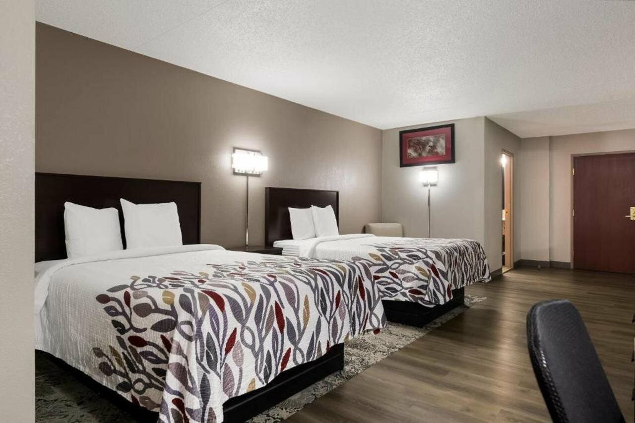 Фото Red Roof Inn Hartford - New Britain