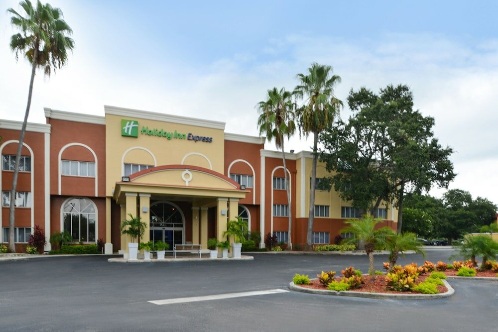 Фото Holiday Inn Express Clearwater East - Icot Center, an Ihg Hotel