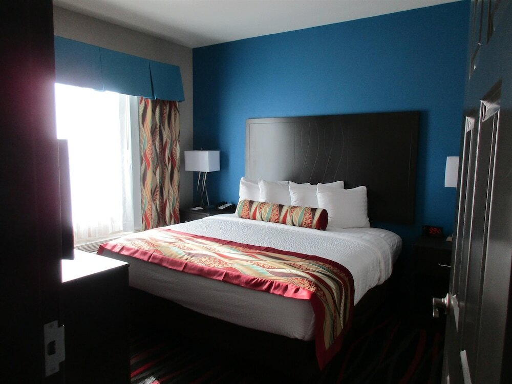 Фото Best Western Plus Tech Medical Center Inn