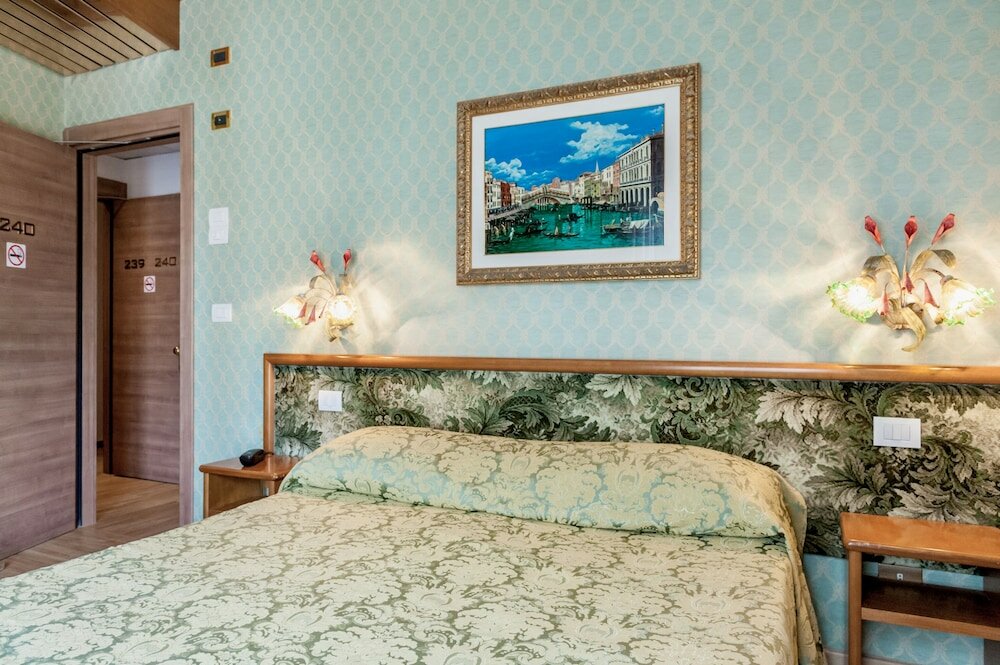 Фото Hotel Venezia