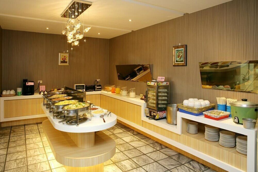 Фото Etung Hotel