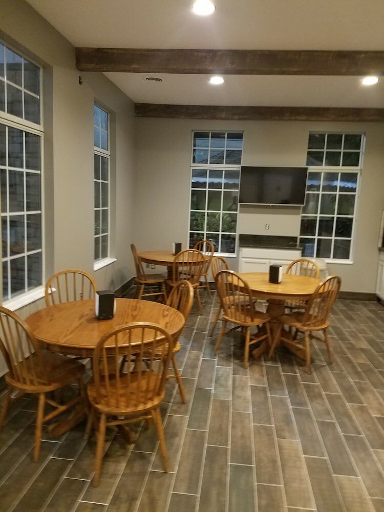 Фото Meriwether Country Inn