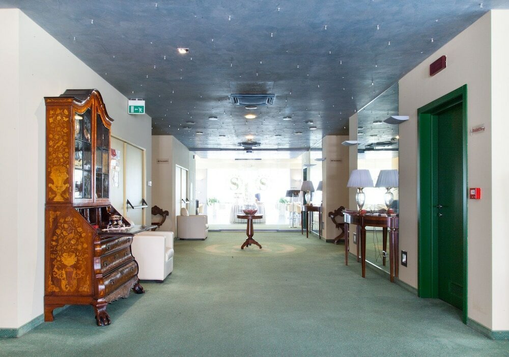 Фото Hotel Senator