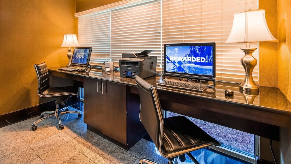 Фото Best Western Gwinnett Center Hotel