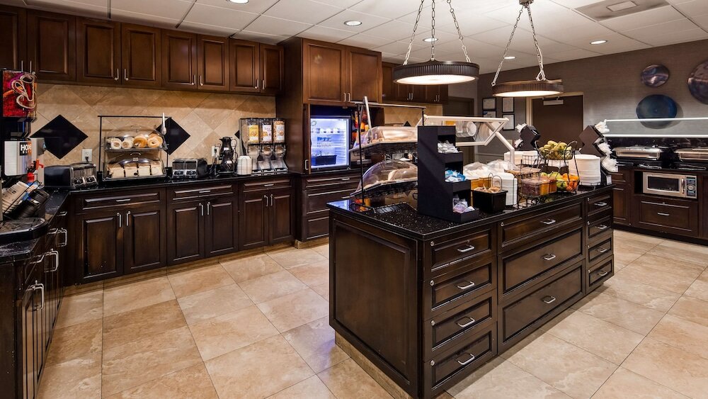 Фото Best Western Savannah Historic District