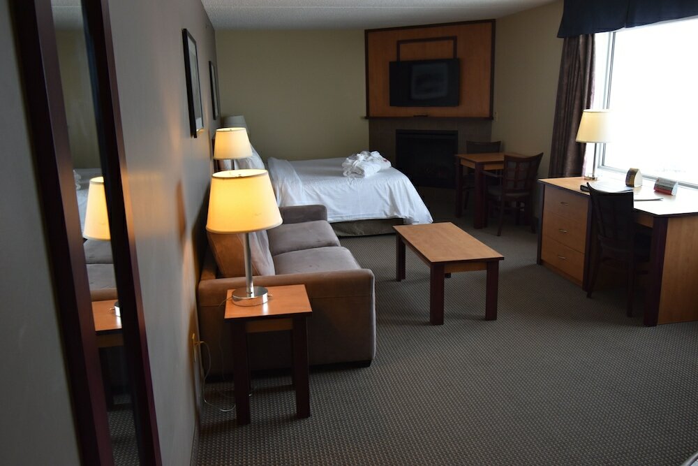 Фото Canad Inns Destination Centre Brandon