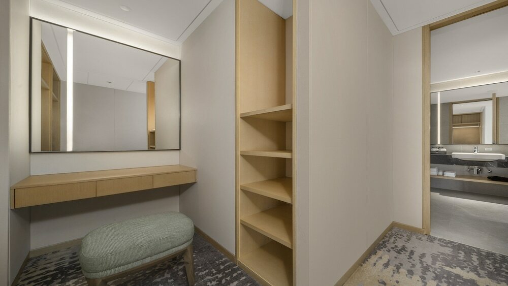 Фото Holiday Inn Qinhuangdao Haigang