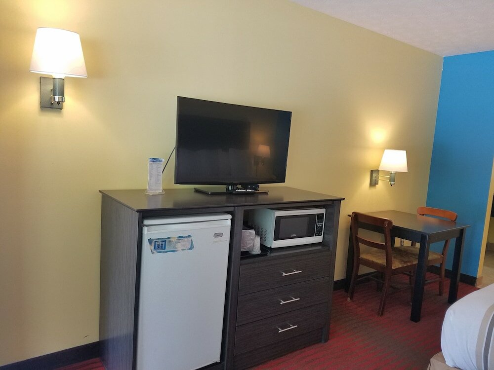 Фото Meriwether Country Inn