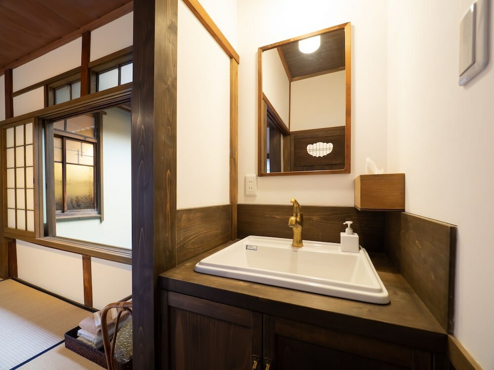 Фото Inase Otsu Machiya Bed & Breakfast